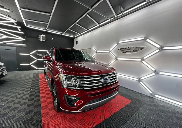 Ford Expedition cena 209000 przebieg: 43000, rok produkcji 2019 z Słupsk małe 781